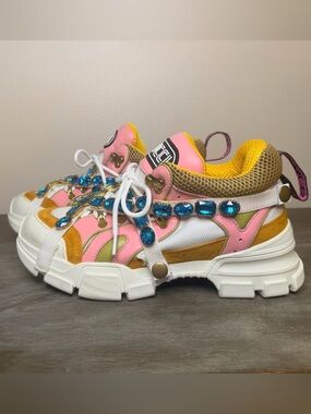 Gucci FlashTrek Sneakers
